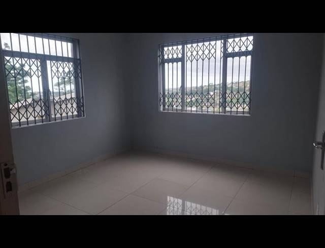 2 BEDROOM PROPERTY TO RENT IN SILVERGLEN